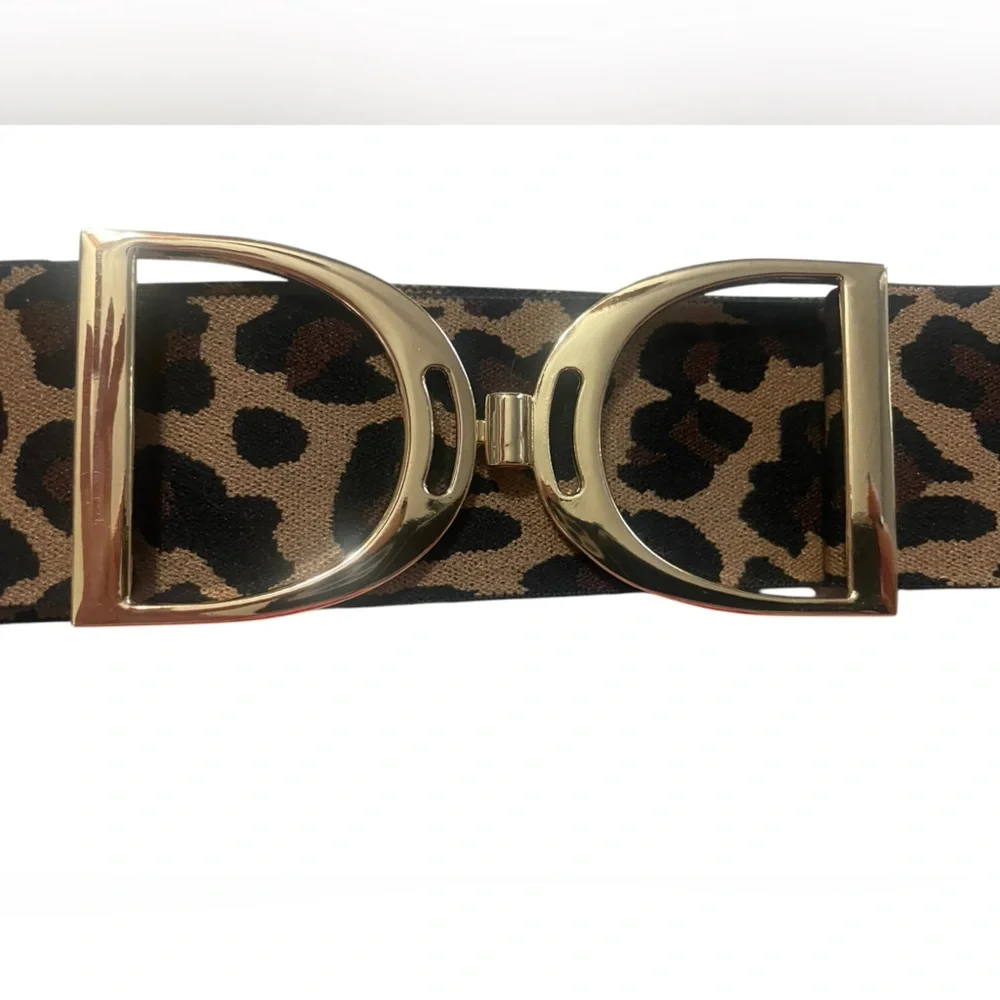 NWT Luxequine 2” Wide Tan/Black Leopard Equestrian Belt with Gold Stirrup Buckle - Picture 3 of 3